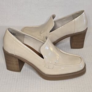 BareTraps Gretel Loafers Women’s Size 6.5 Ivory Block Heel Square Toe Comfort